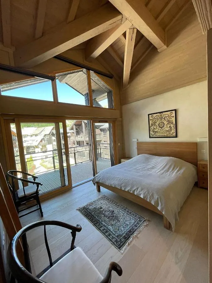 Le Chalet Sous-Toiture Nanshan : Spacieux, Lumineux Et Idealement Situe A Auron 0*,