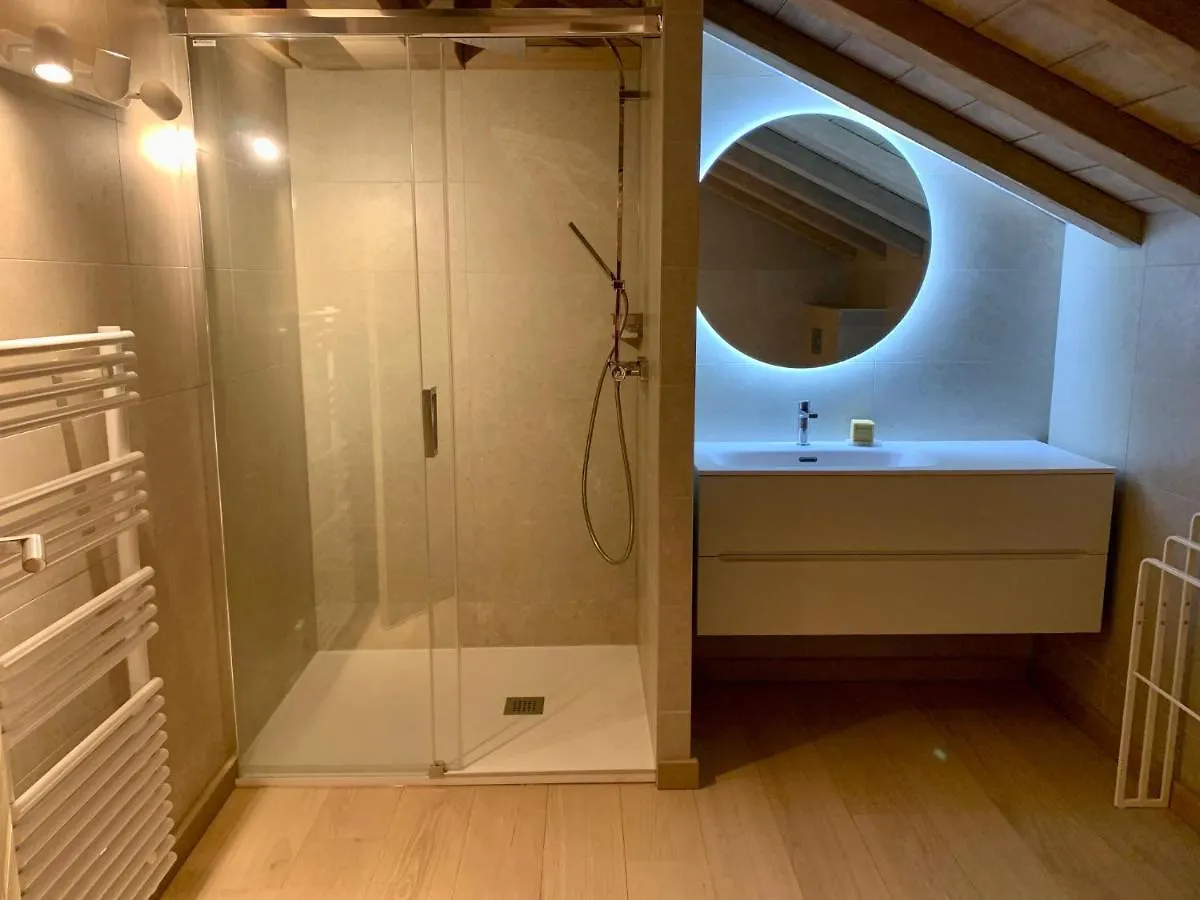 Le Chalet Sous-Toiture Nanshan : Spacieux, Lumineux Et Idealement Situe A Auron 0*,  France
